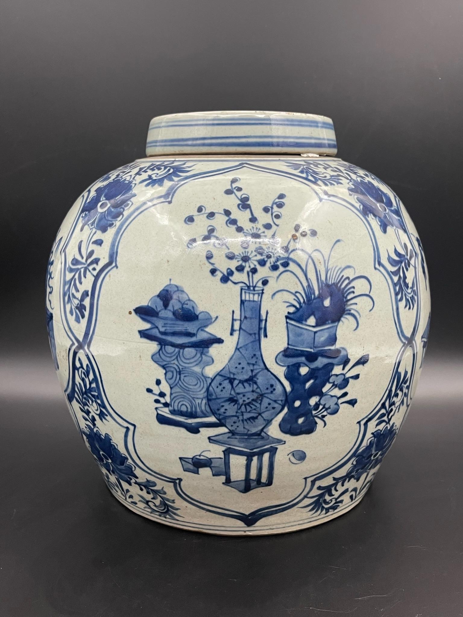 A large chinese antique blue and white porcelain jar (1 of 13)
