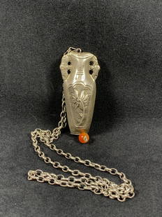 A fine chinese antique silver necklace with silver carved vase: fine chinese antique silver necklace with silver carved vase; with agate bead; 15"L