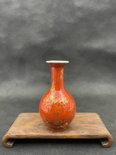 A fine chinese antique coral red glazed porcelain vase with gold inlaid: fine chinese antique coral red glazed porcelain vase with gold inlaid; stands not included; H 5.2”