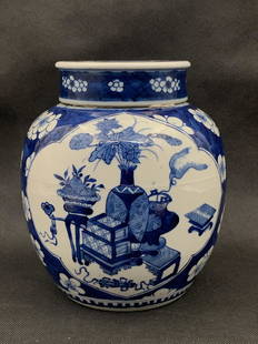 A chinese antique qing dynasty blue and white porcelain jar with lid: unique chinese antique qing dynasty blue and white porcelain jar with lid; H: 8"