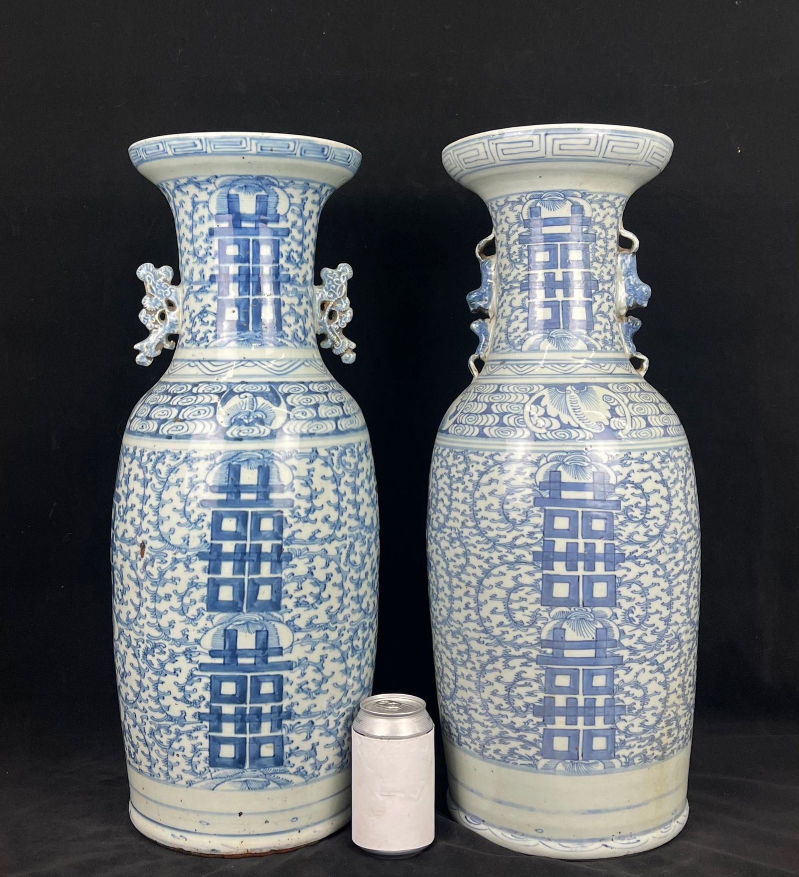 Pair of large chinese antique blue and white porcelain vase (1 of 6)