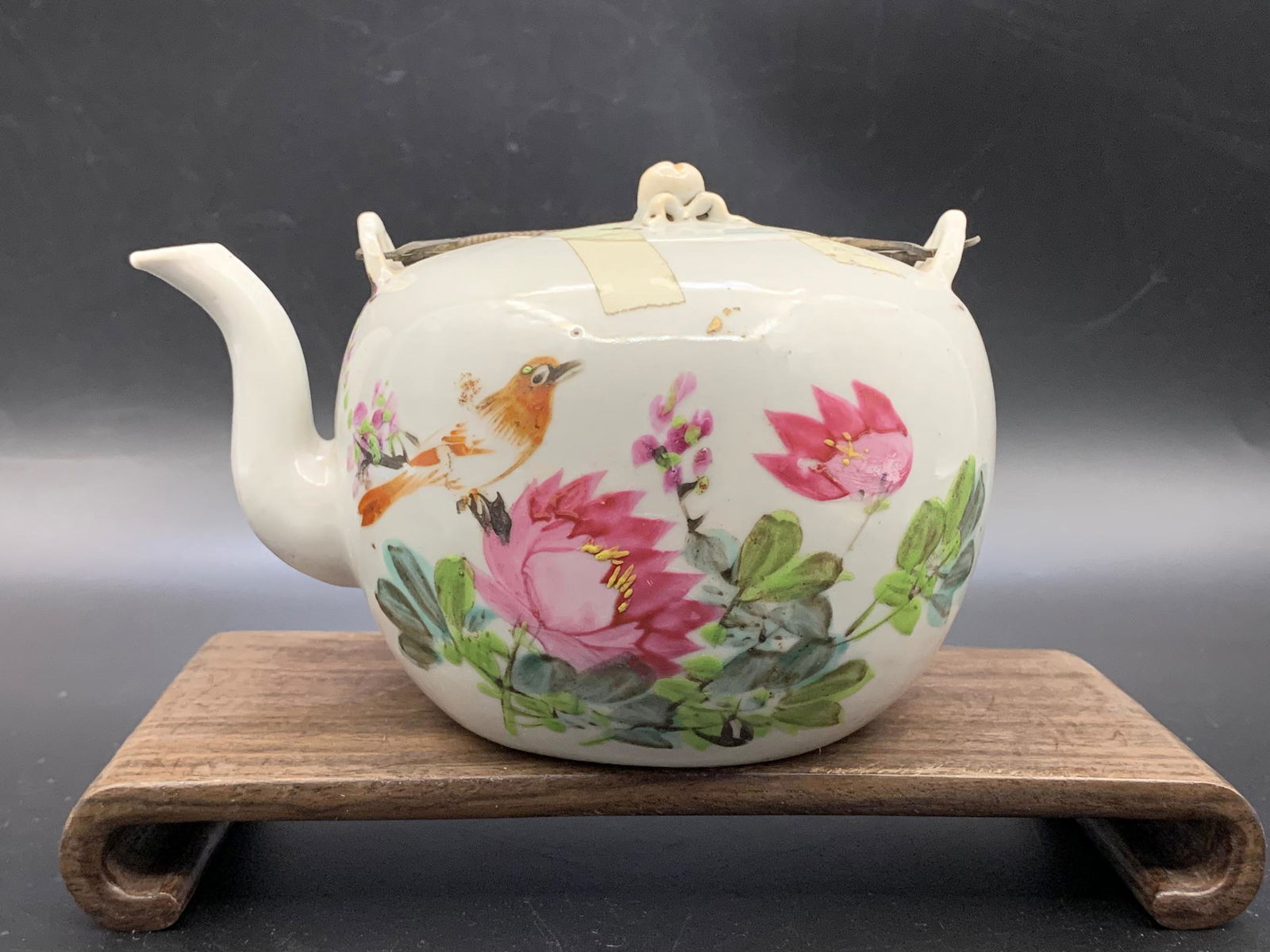 Chinese antique Light Reddish-Purple porcelain teapot with certificate (1 of 9)