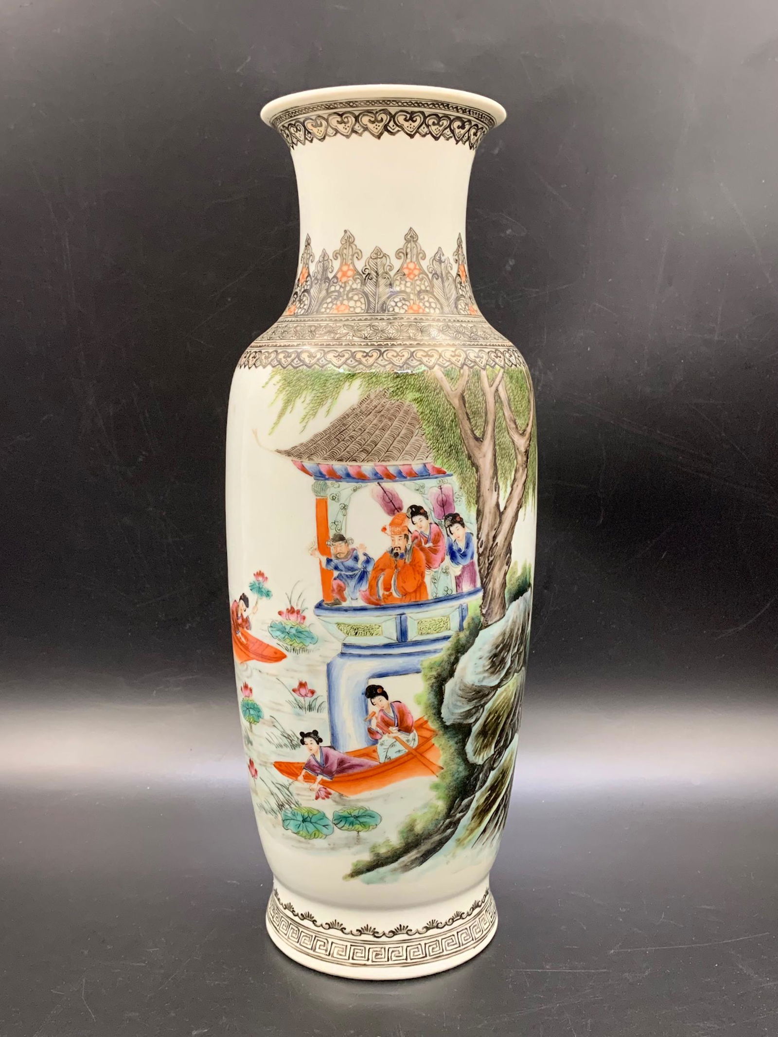 Fabulous chinese antique famille rose porcelain vase (1 of 11)