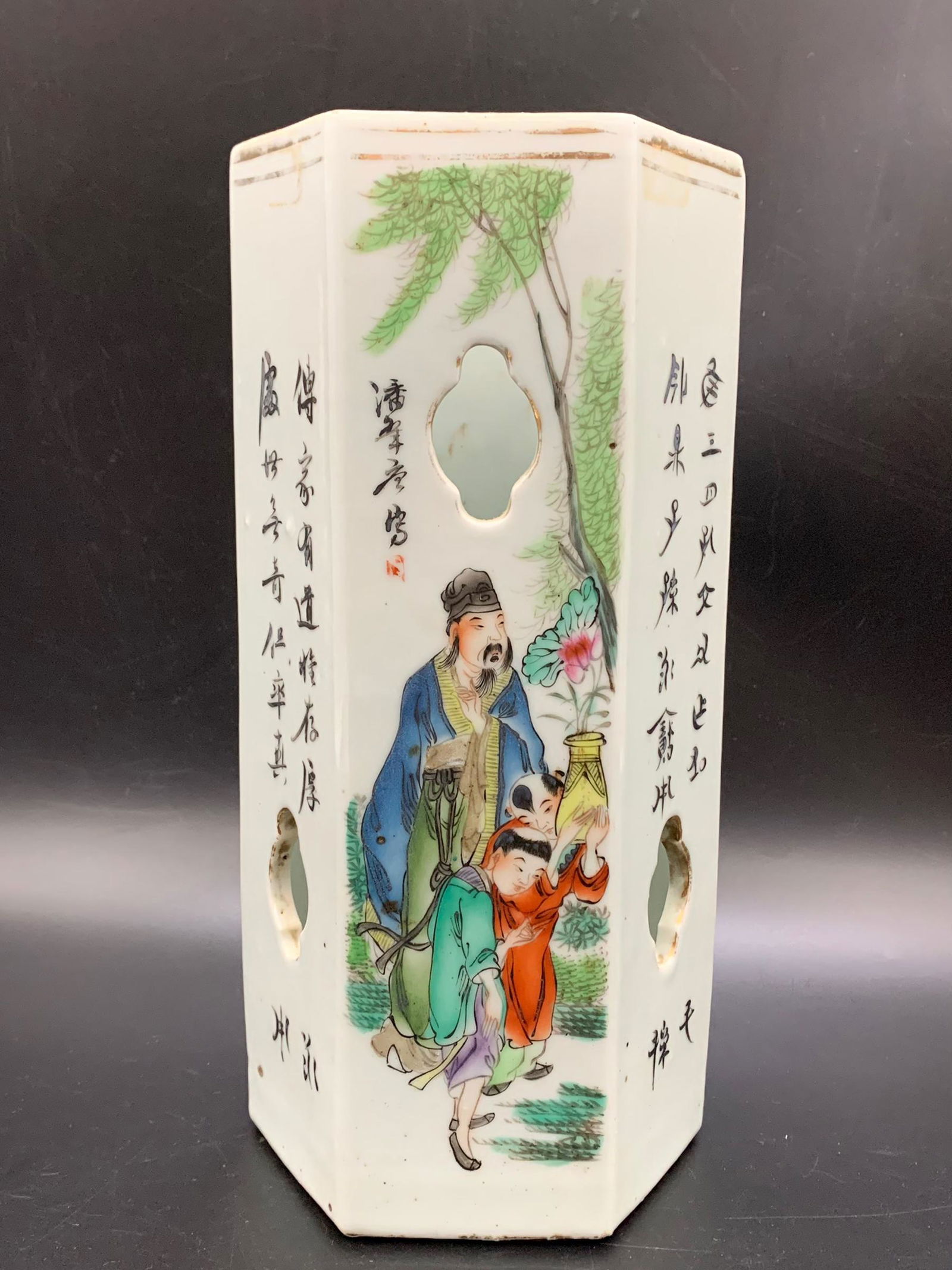 Chinese antique famille rose porcelain hat stand (1 of 12)