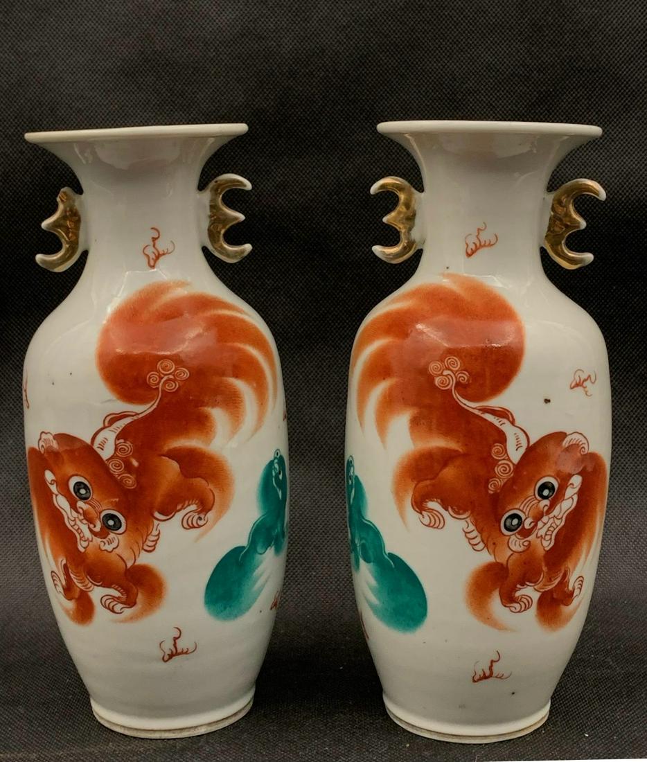 Pair of chinese antique iron red glazed lion porcelain vase with export mark (1 of 9)