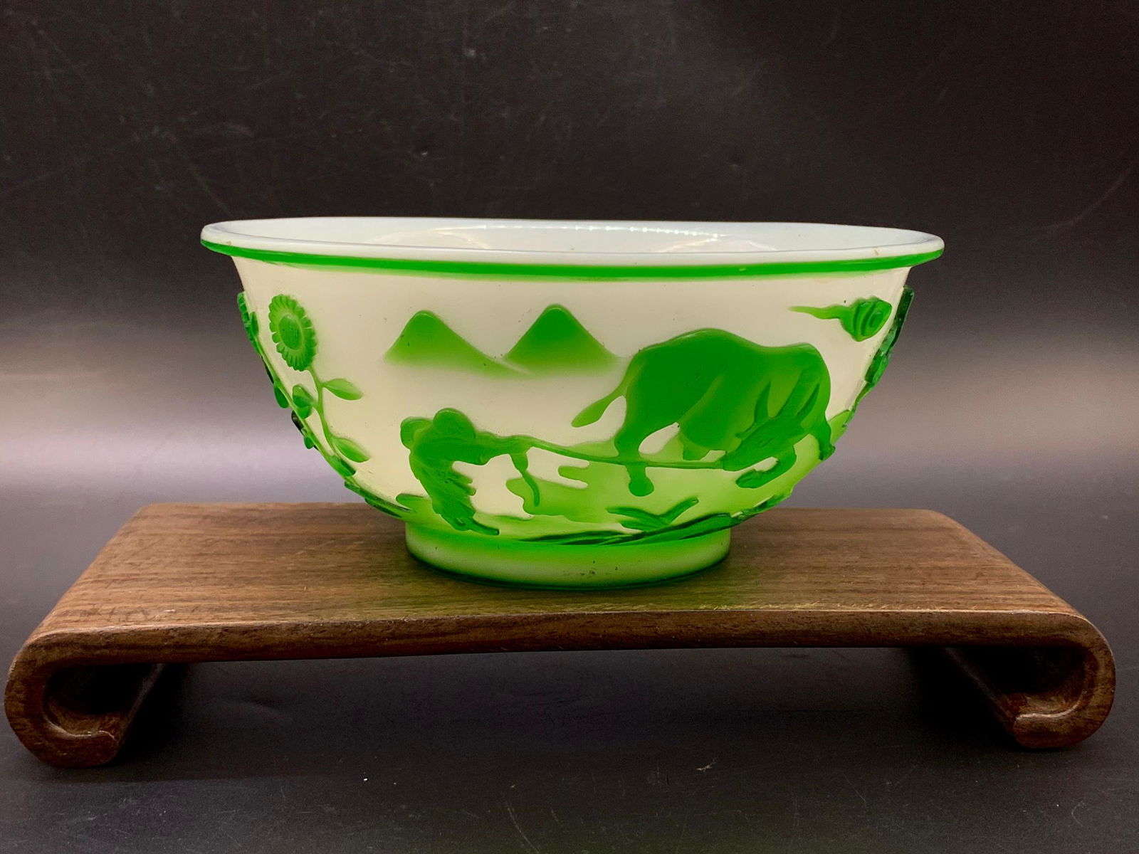 Chinese antique green peking glass bowl: stands not included; 6" x 2.5"