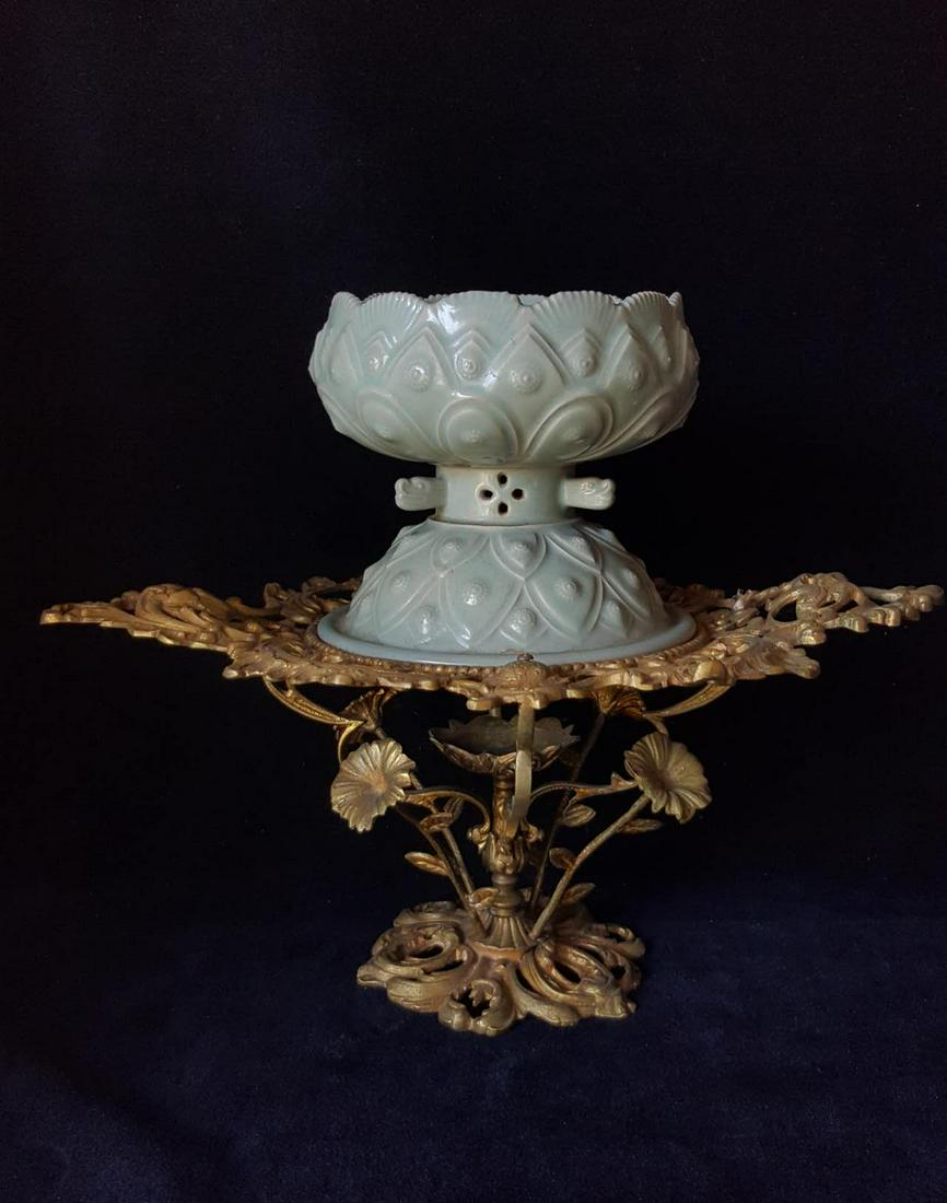 Fine chinese European export song style lotus shaped porcelain censer burner with bronze carved (1 of 6)