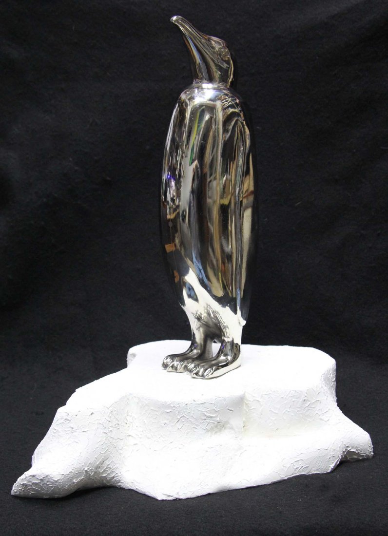 Art Deco bronze nickel plated penguin NO RESERVE: Art Deco bronze nickel plated Depicting penguin on wooden iceberg Unsigned and unmarked Pinguin size only 34 cm x 9 cm x 12 cm deph.Interesting irregular wooden base depicting an iceberg