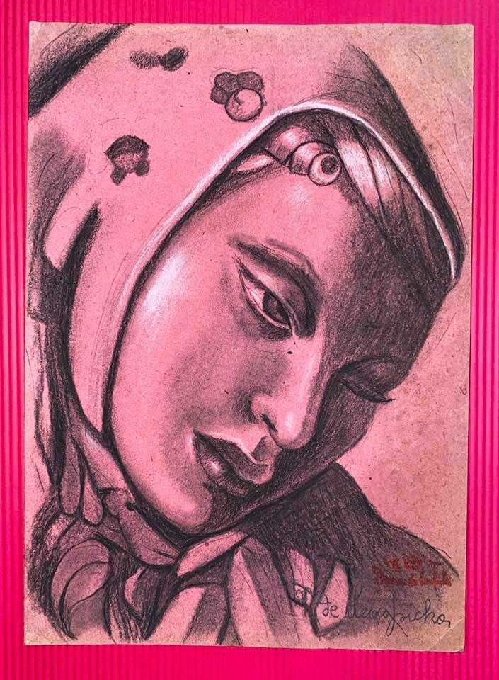 Tamara de Lempicka (1898-1980) Hand Drawing - style of: In the Style of Tamara de Lempicka Charcoal Drawing On Paper. Art Deco, Aprox size 11 1/2 inches x 8 1/4 inches