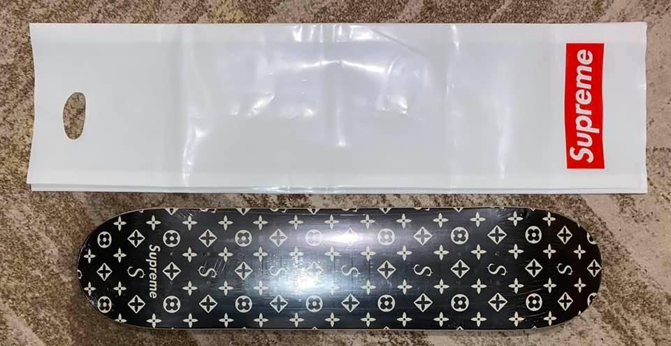 Supreme x Louis Vuitton Skateboard: Supreme x Louis Vuitton Skateboard