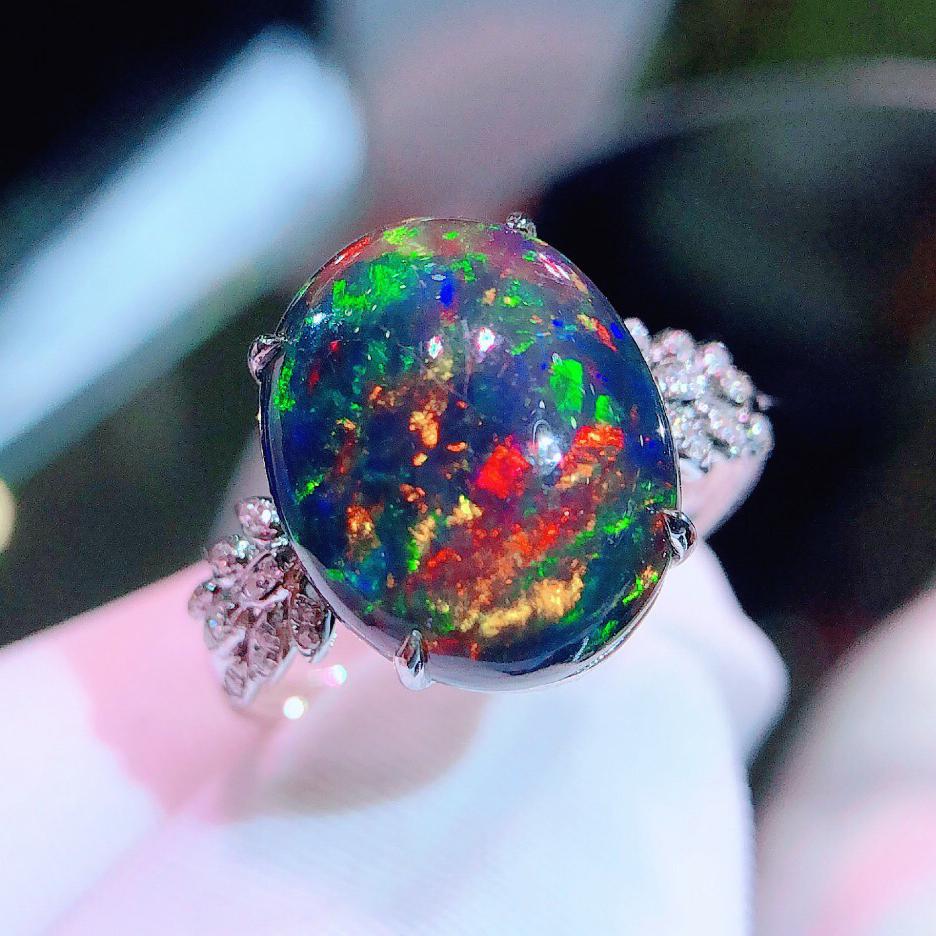 18K White Gold 5 CT Opal & Diamond Ring (1 of 7)