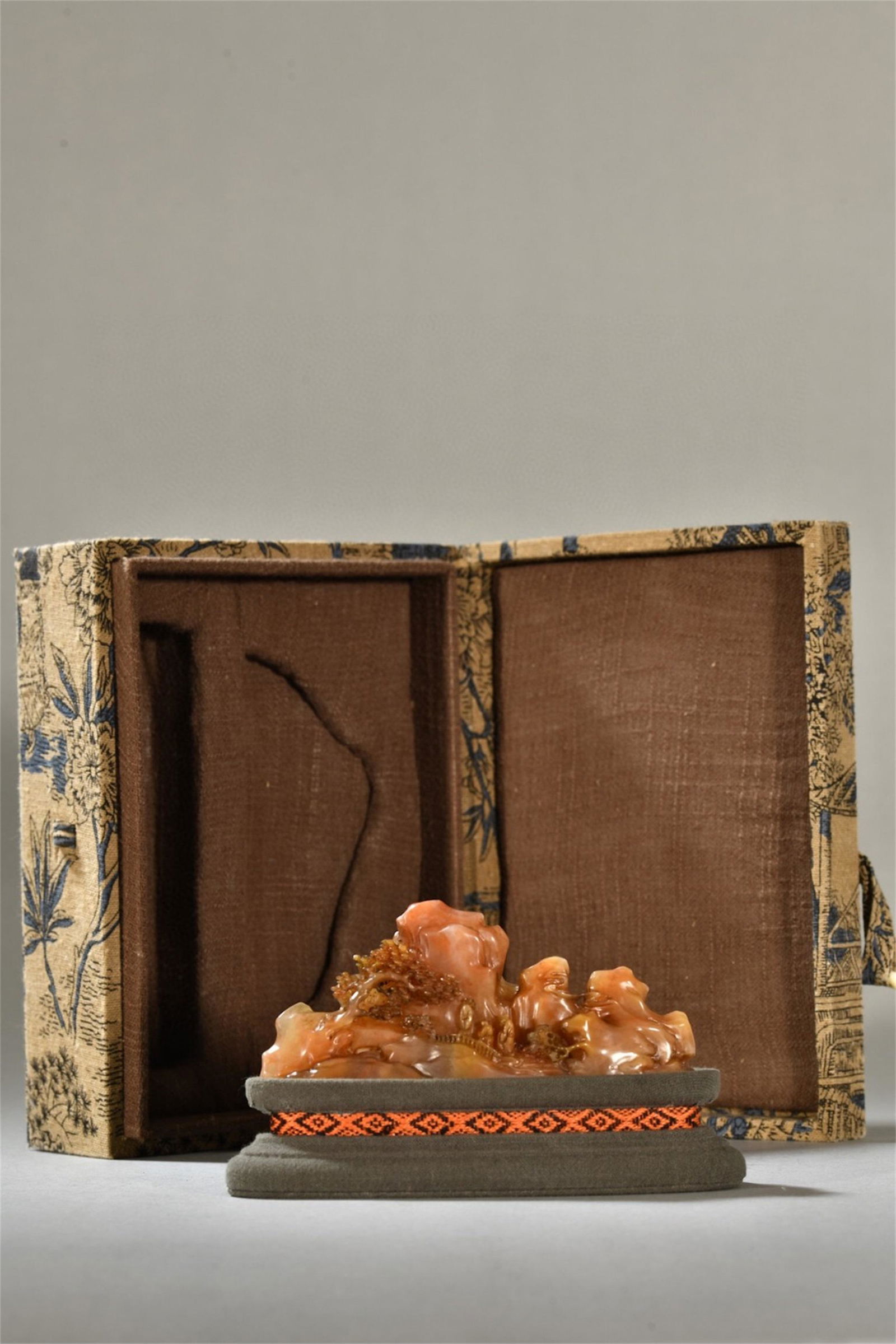 A Chinese Shoushan Stone Decoration with Figure and Story (1 of 9)