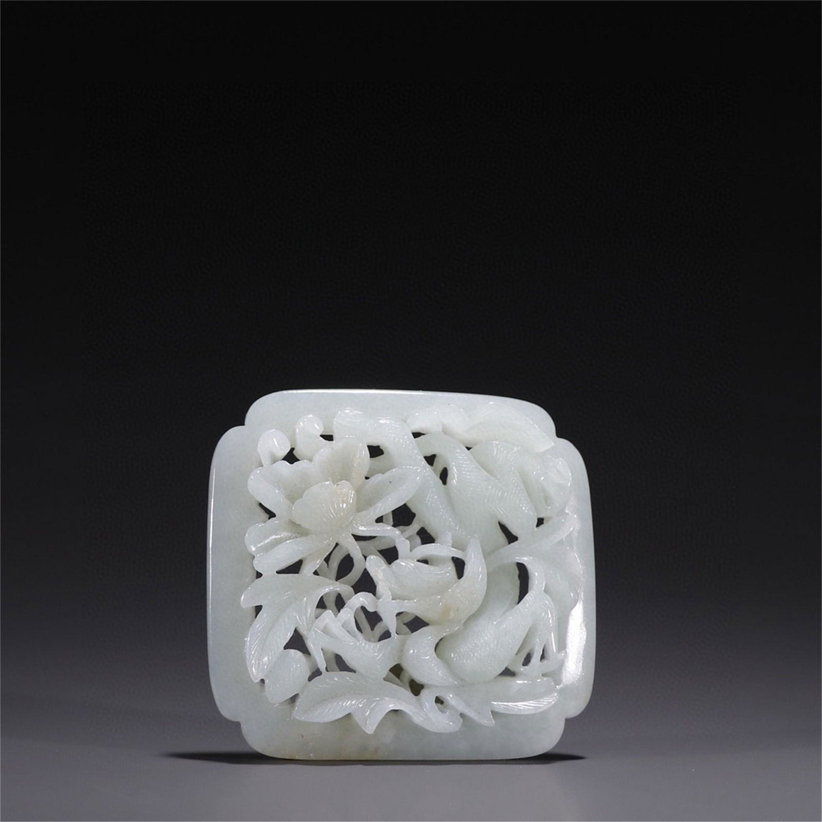 A Chinese Carved Jade Dragon Patterned Decoration (1 of 9)