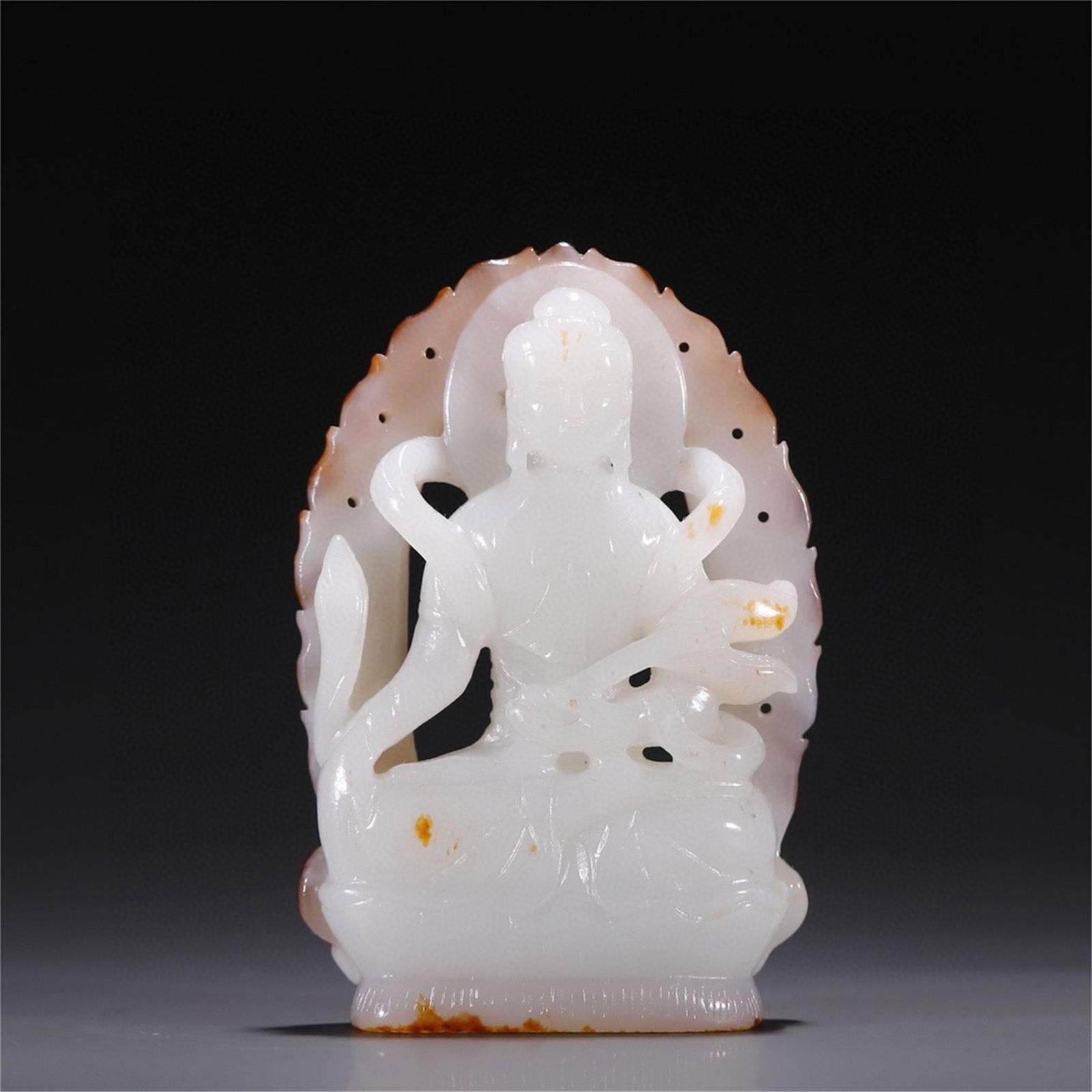 A Chinese Carved Jade Guanyin Statue (1 of 9)