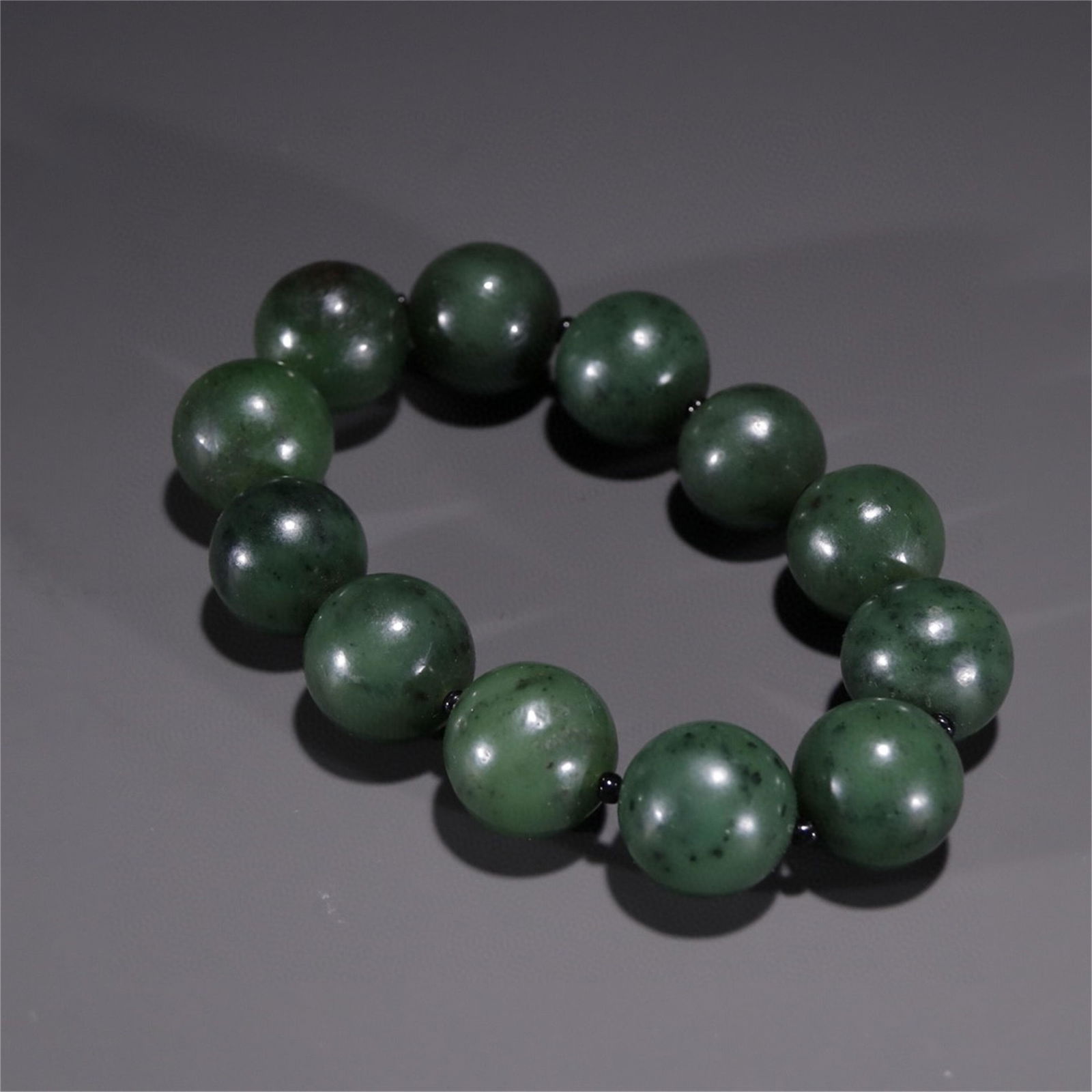 A Chinese Jasper Bracelet (1 of 9)