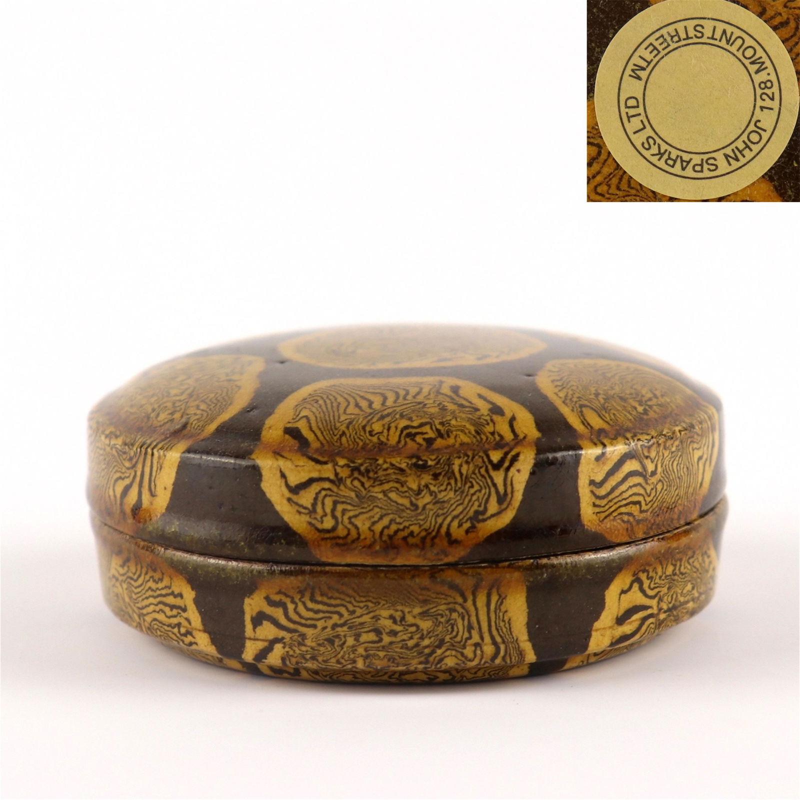 A Chinese Yellow Glazed Porcelain Lidded Box (1 of 7)