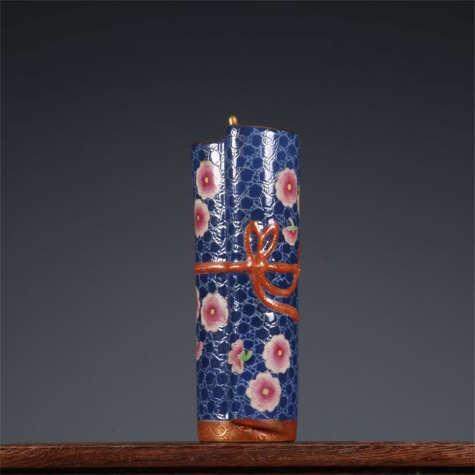 A Chinese Famille Rose Porcelain Brush Pot (1 of 9)