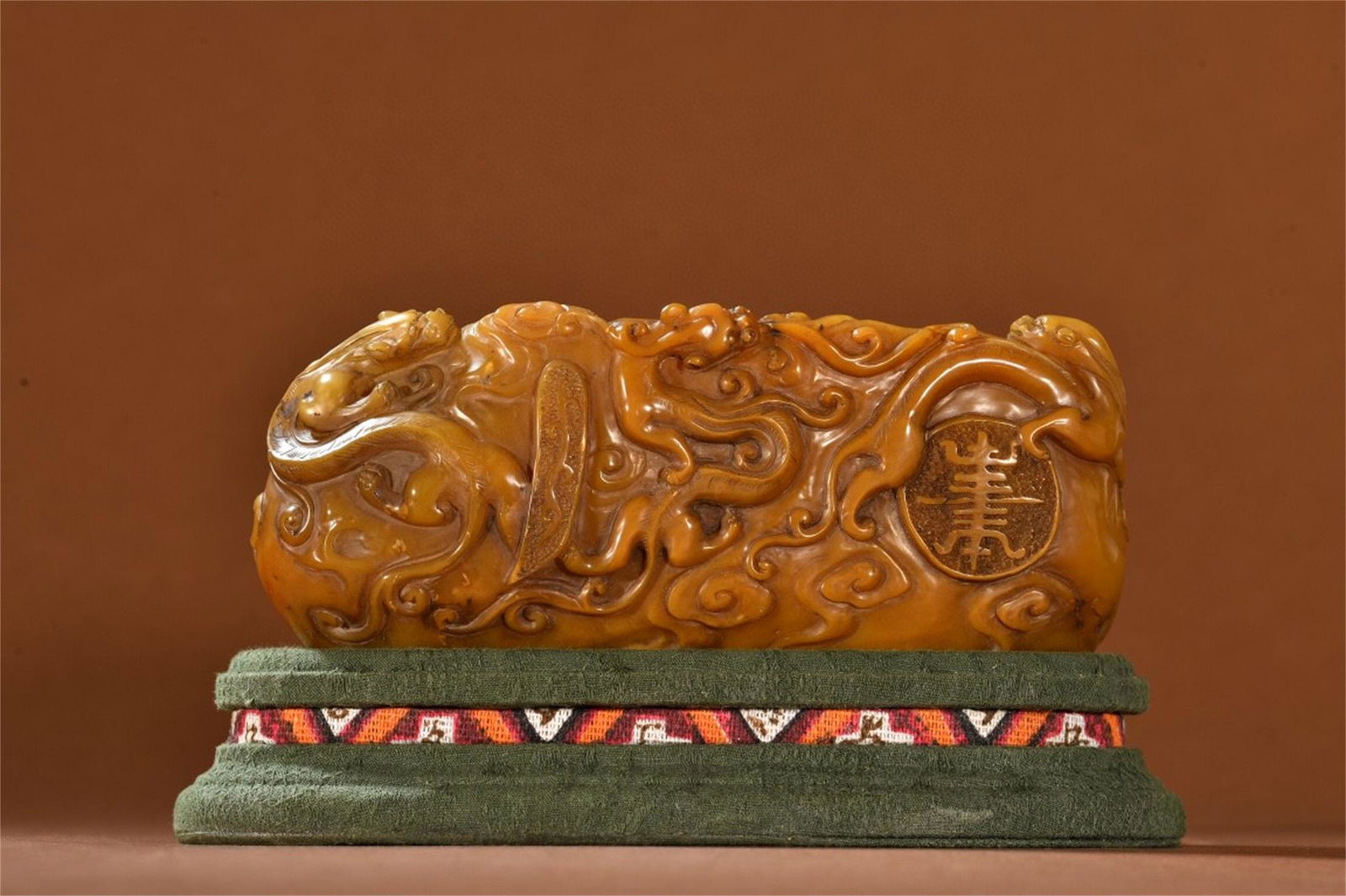A Chinese Carved Tianghuang Stone Brush Washer (1 of 9)