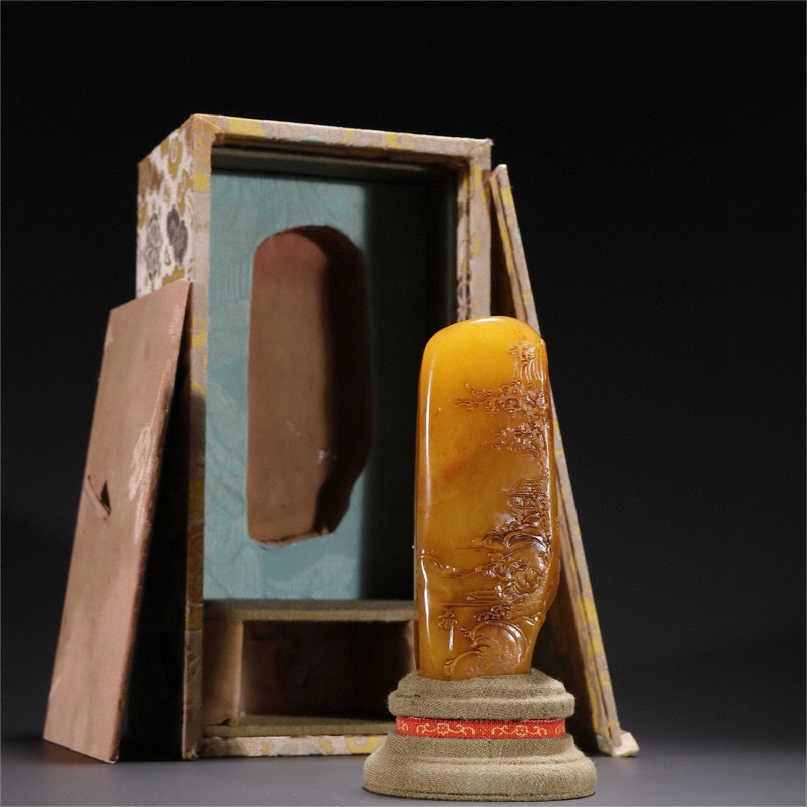 A Chinese Carved Tianhuang Stone Figure Patterned Seal (1 of 9)