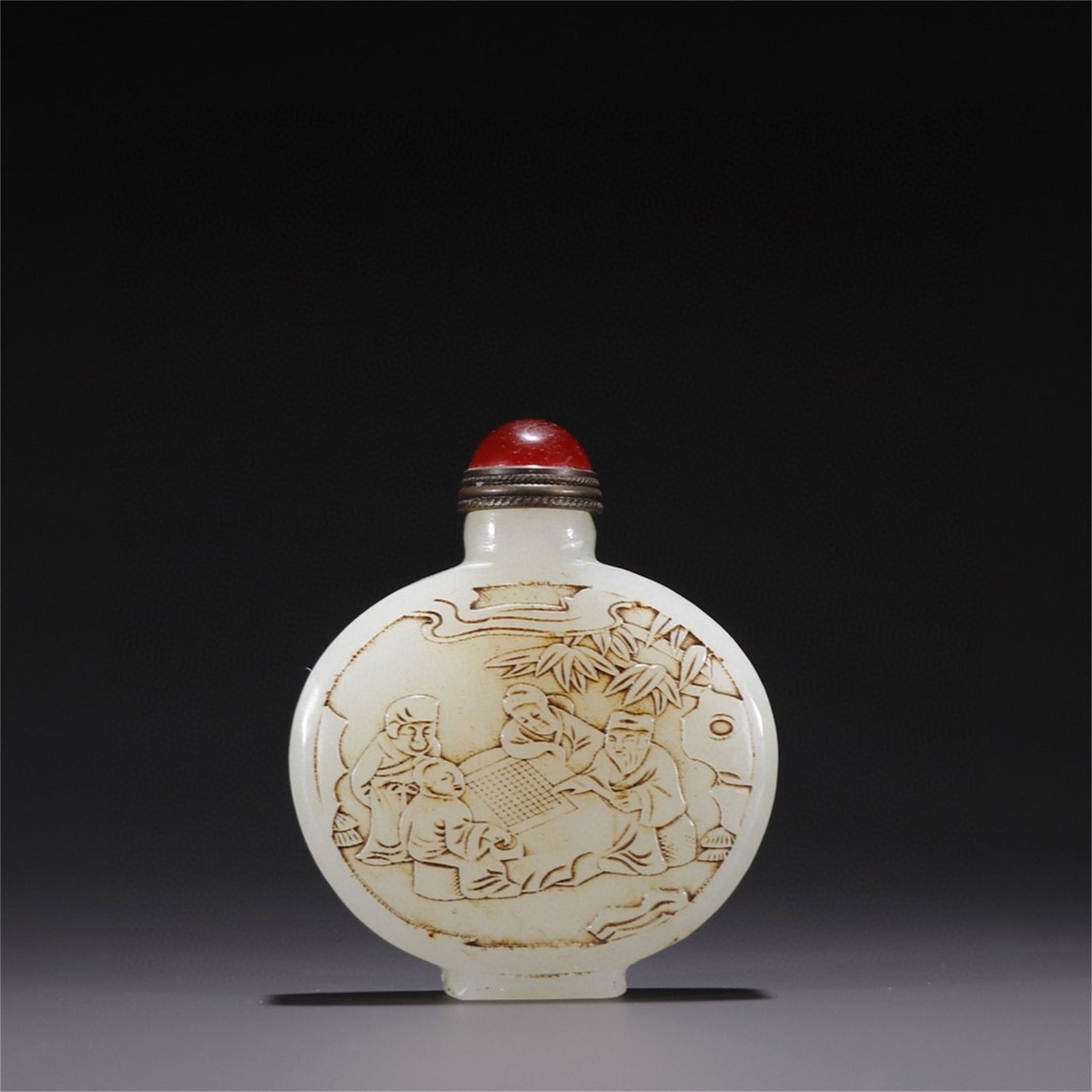 A Chinese Carved Jade Snuff Bottle (1 of 9)