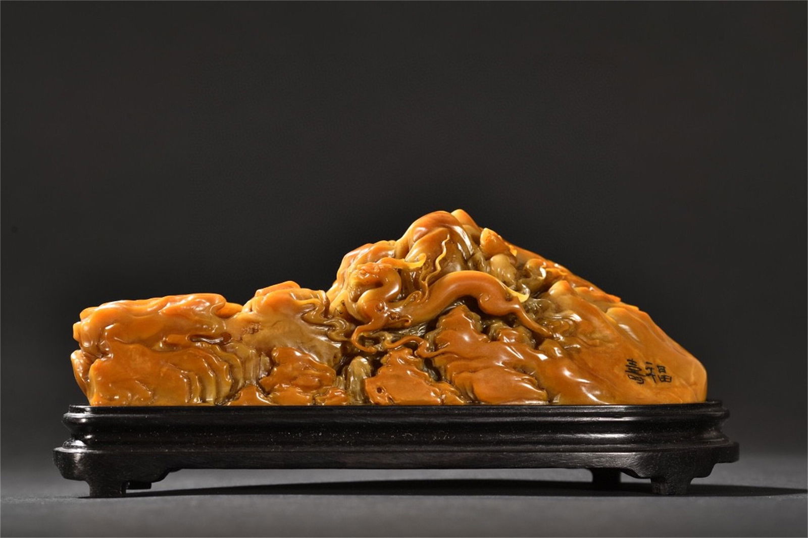 A Chinese Carved Tianhuang Stone Decoration (1 of 9)