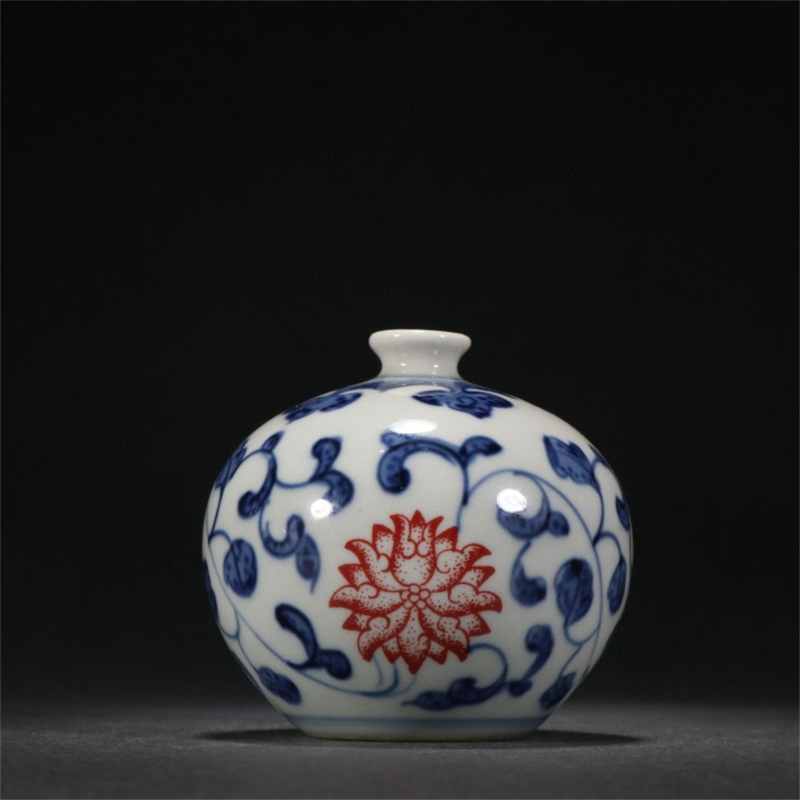 A Chinese Blue and White Flower Patterned Porcelain Jar (1 of 9)