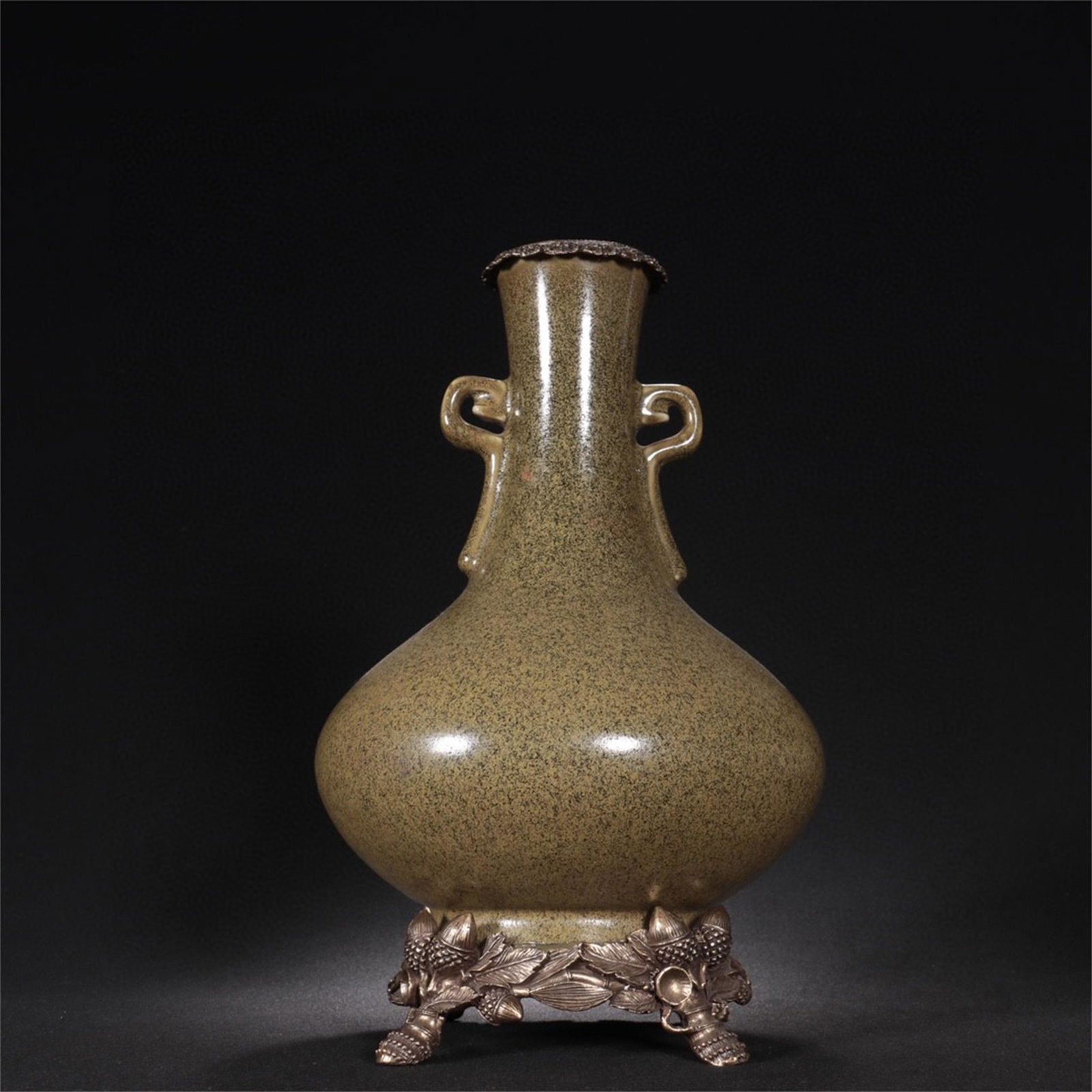 A Chinese Tea Dust Green Porcelain Vase (1 of 9)