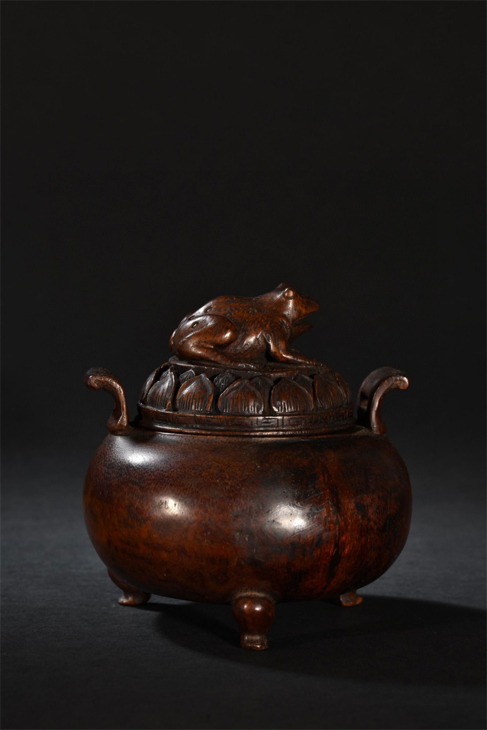 A Chinese Bamboo Beast Topped Incense Burner (1 of 9)