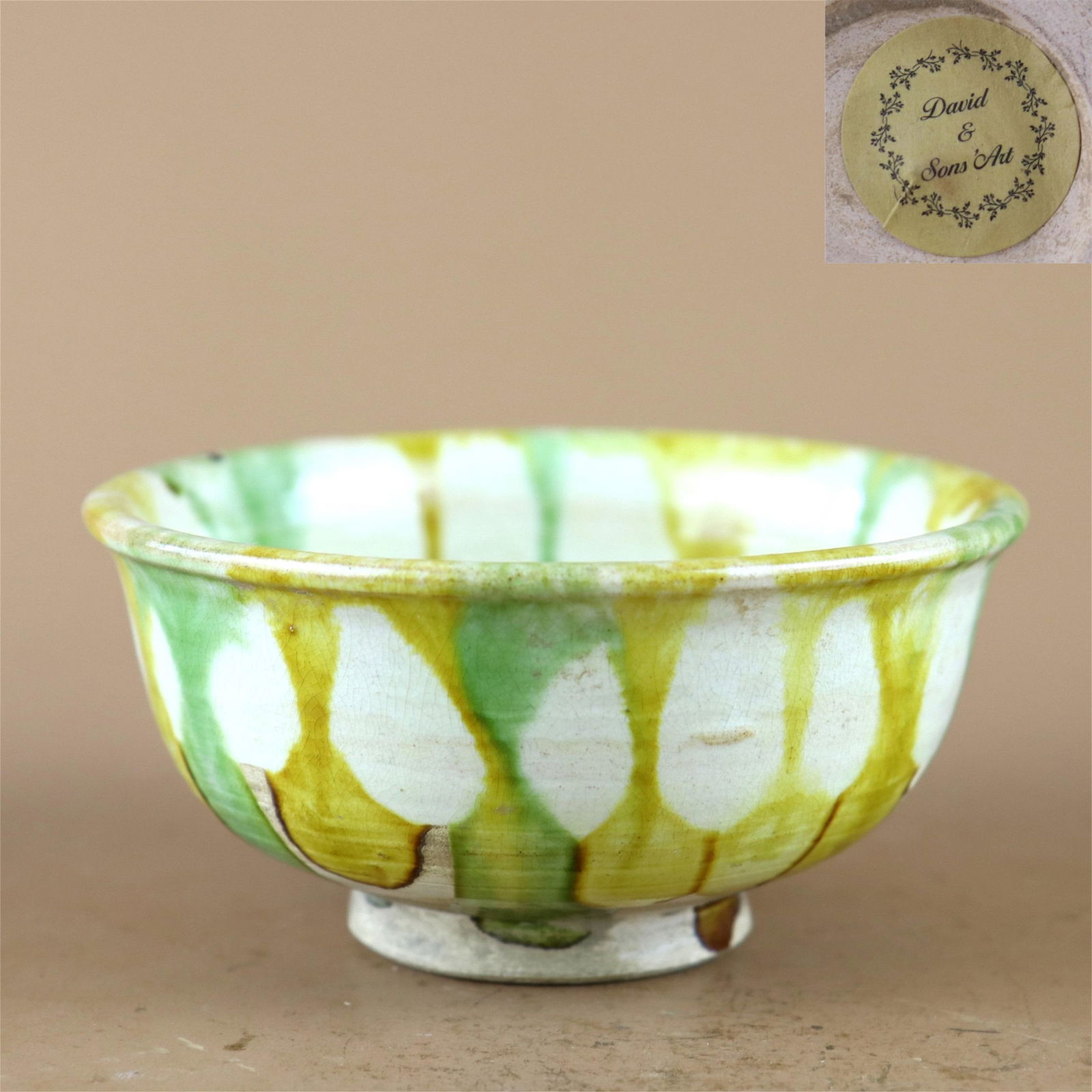 A Chinese San-Cai Glazed Porcelain Bowl (1 of 7)