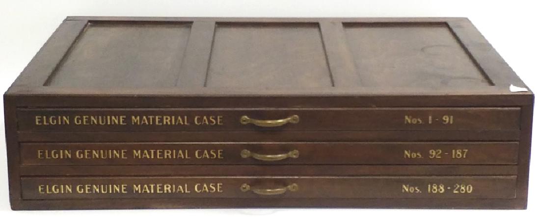 Vintage "Elgin Genuine Material Case" oak 3-drawer (1 of 5)