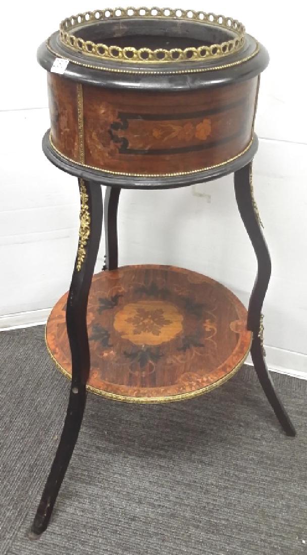 Inlaid bronze trimmed 2 tier planter (1 of 11)