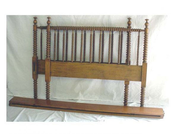 Pine spool bed with rails: Pine spool bed with rails, 3/4 size bed, 48"x 74"