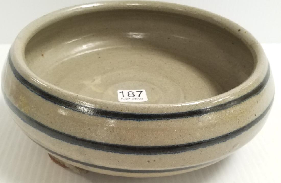 Warren Mackenzie signed footed bowl with blue & white (1 of 6)