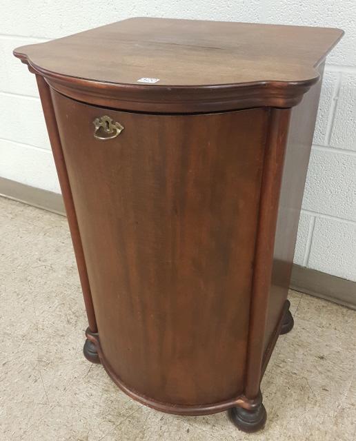 Herzog barrel front gramophone stand & record cabinet: Herzog barrel front gramophone stand & record cabinet circa 1920's- 32 3/4" tall x 21" wide x 19 1/2" deep