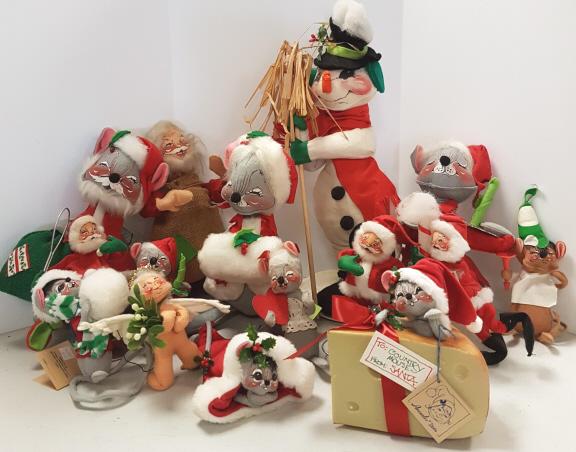 Group of vintage Annalee Christmas dolls- largest 20": Group of vintage Annalee Christmas dolls- largest 20"