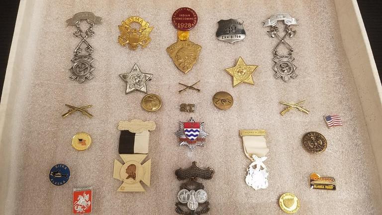 20 vintage pins & badges, etc. including University of (1 of 7)