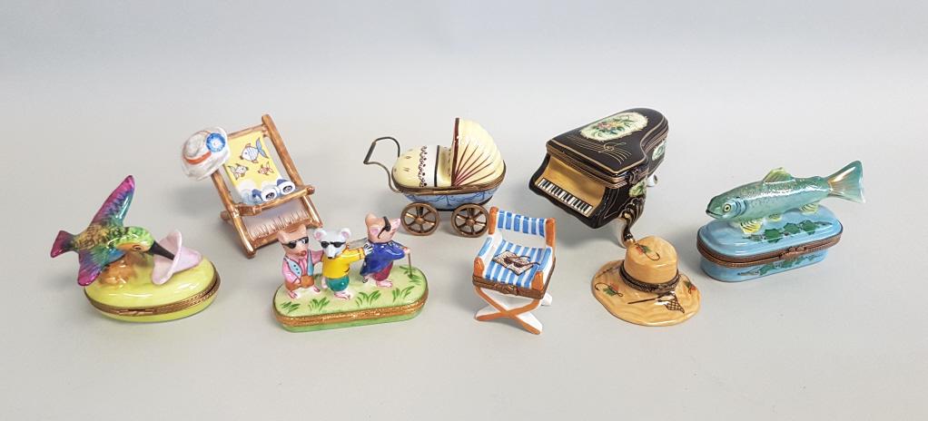 8 miniature Limoges hand painted boxes: 8 miniature Limoges hand painted boxes