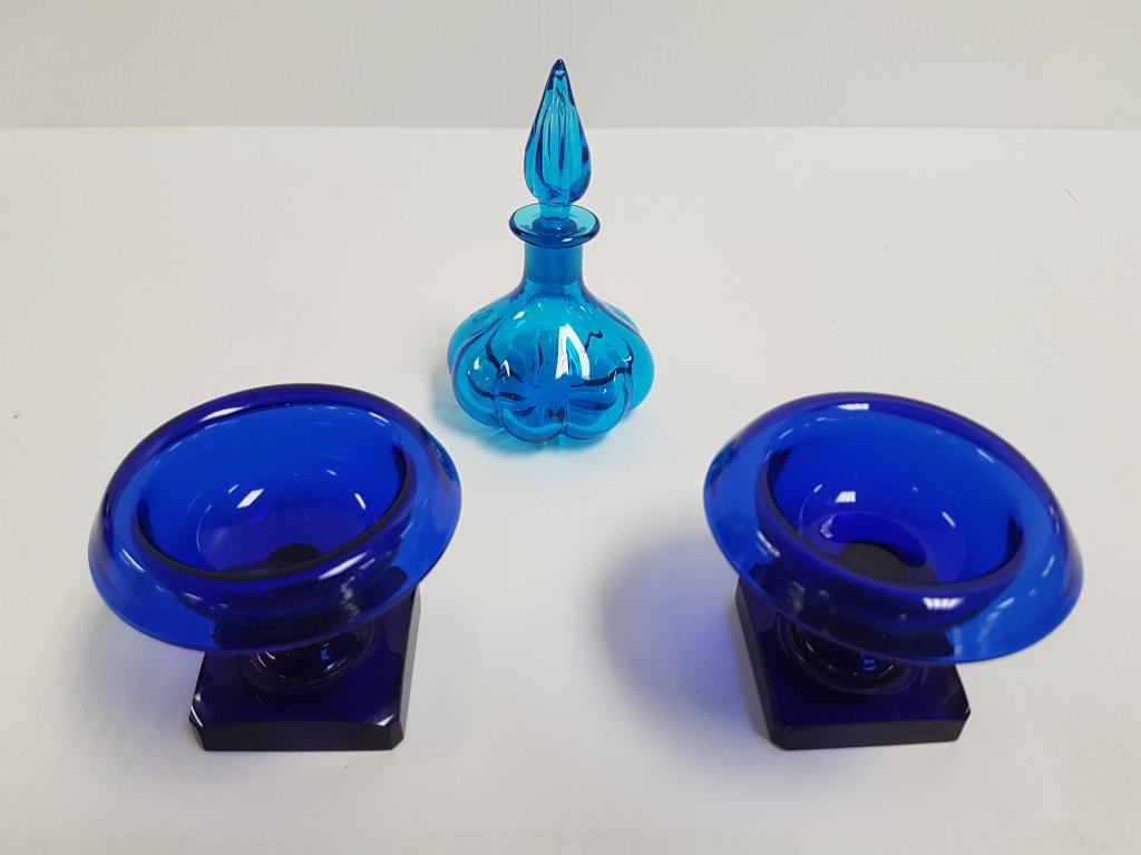Signed Steuben bottle stopper - 4 3/4" high & 2 antique: Signed Steuben bottle stopper - 4 3/4" high & 2 antique cobalt blue glass pedestal salts - 2 3/4" high