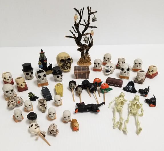 Collection Japan bisque, etc. skulls - largest 1 3/4" (1 of 10)