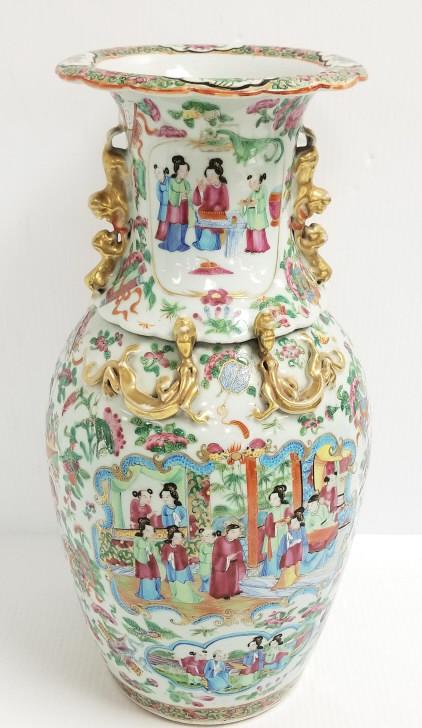 Antique Chinese porcelain "Rose Medallion" decorated vase 17 1/2"T (as seen - one of dragon's legs (1 of 14)