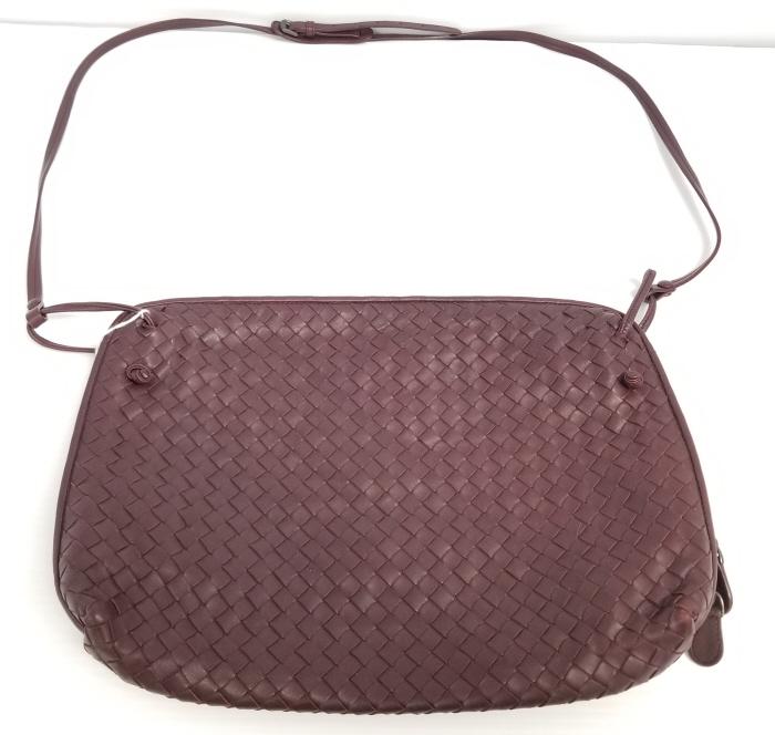 Bottega Veneta Italian leather handbag 10 1/2" x 14 1/2" (1 of 8)