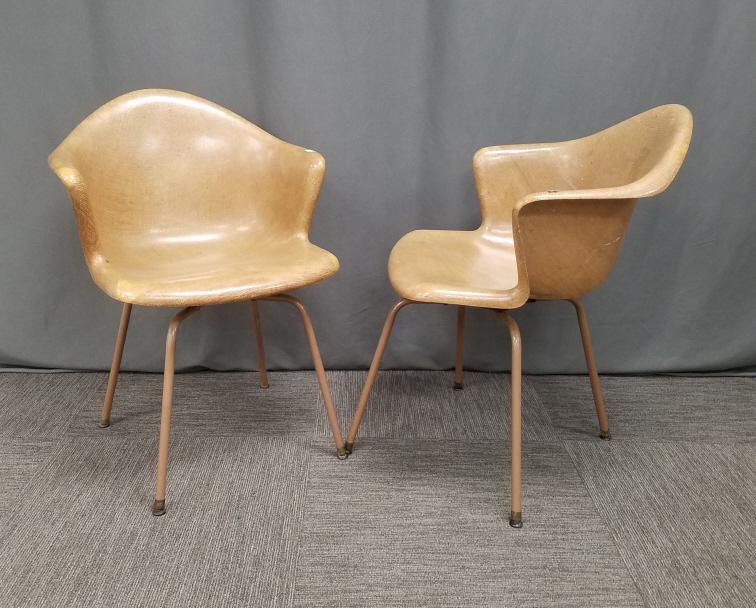 Pair of Cole Steel molded fiberglass shell arm chairs on swivel bases - 32" tall x 24" wide: Pair of Cole Steel molded fiberglass shell arm chairs on swivel bases - 32" tall x 24" wide