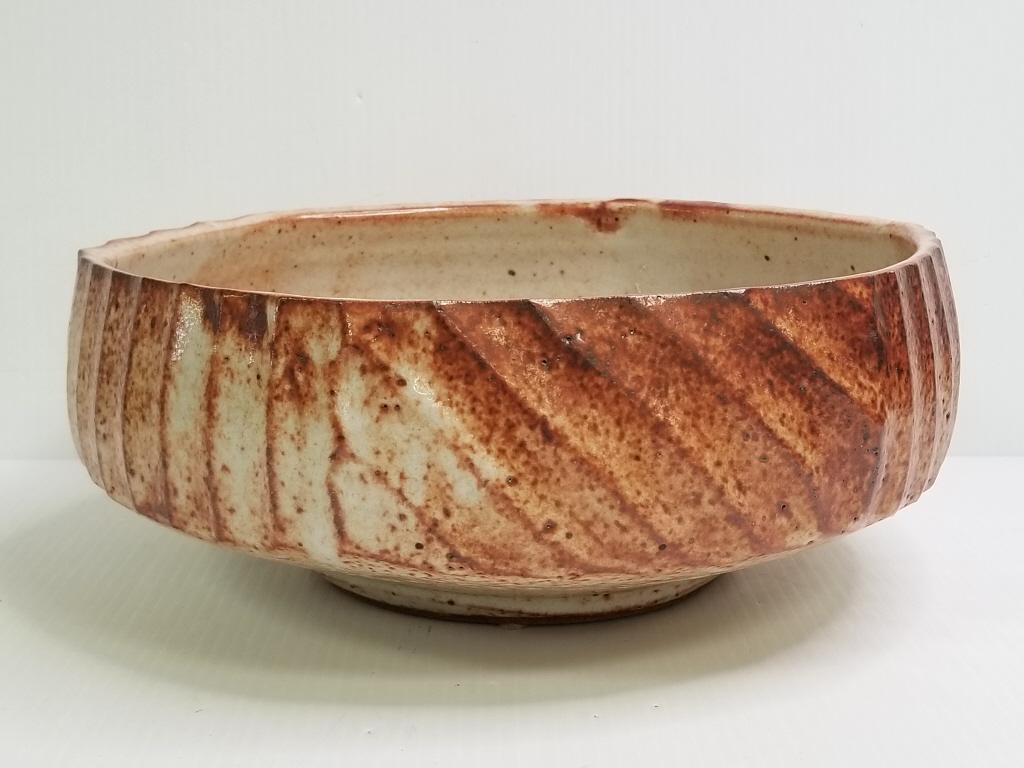 Warren Mackenzie large six-sided faceted bowl - unsigned - 12 1/2" diameter x 5" tall (1 of 10)