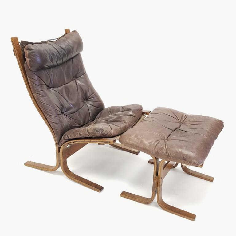 Westnofa signed chair and ottoman (as seen): Westnofa signed chair and ottoman (as seen)