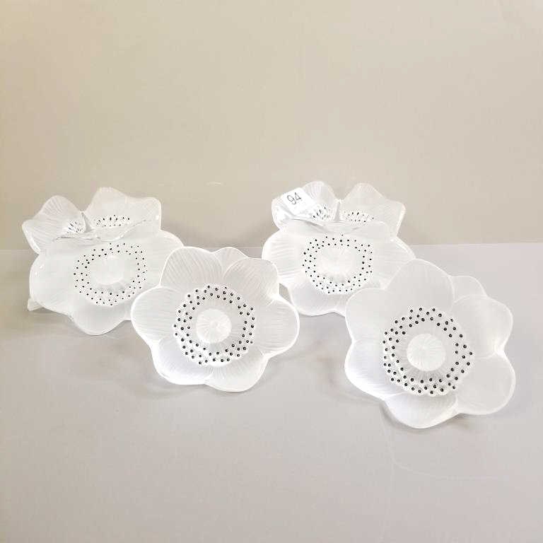 4 Lalique France flowers including 2 candle holders - 4" wide (1 of 8)