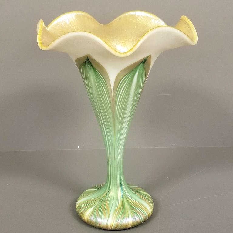 Quezal signed pulled  feather & flared rim vase - signed & numbered 62 R - 6 1/2" high (as seen to (1 of 8)