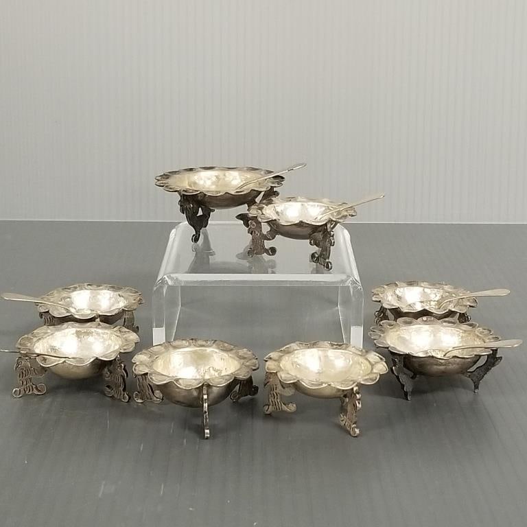 Antique Mexican 900 silver 8 hand hammered salts with 6 spoons including a master salt - 10 troy oz. (1 of 8)