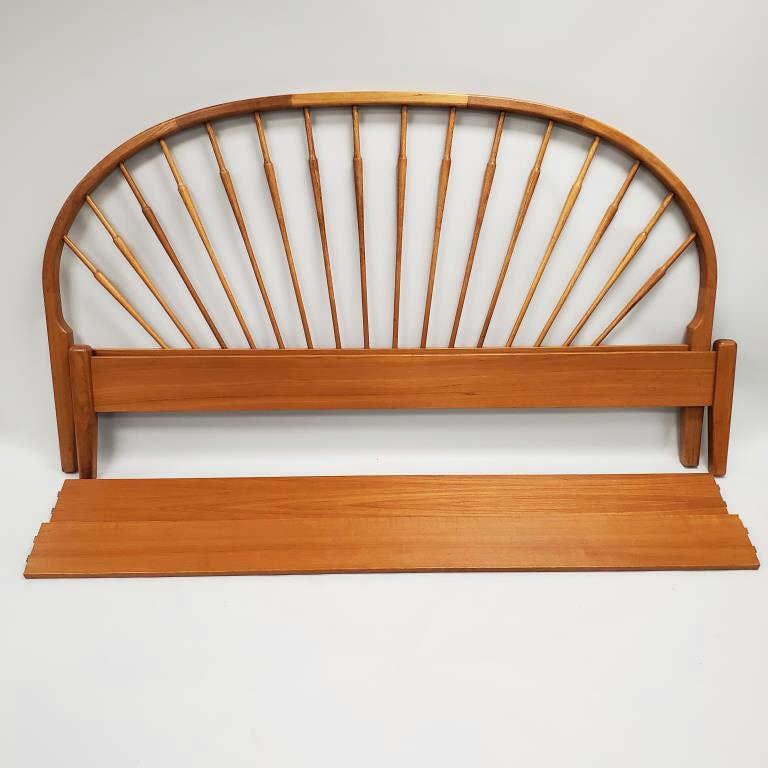 Jesperson teak king size bed - 46"H x 81"W (1 of 6)