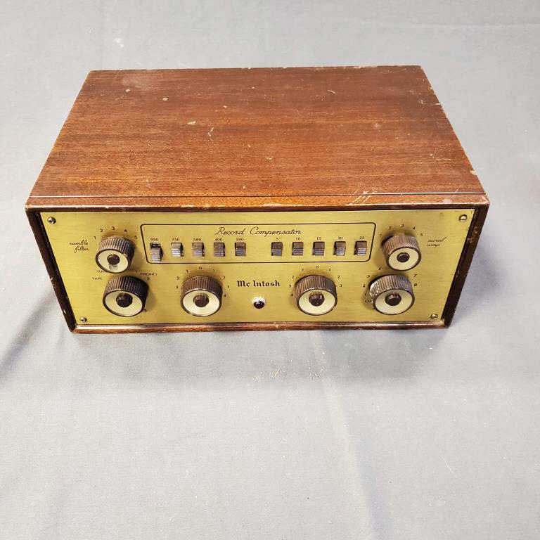 アンプ Macintosh audio compensator model C8 Vintage Mcintosh C8 Pair // Tube Preamplifiers – AURAL HiFi