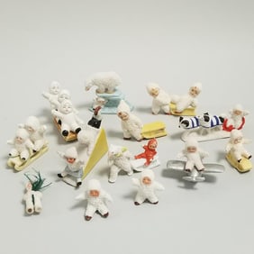 13 antique / vintage Snow Baby, etc. figures including airplane, dogsled, bears - 3" longest (as is